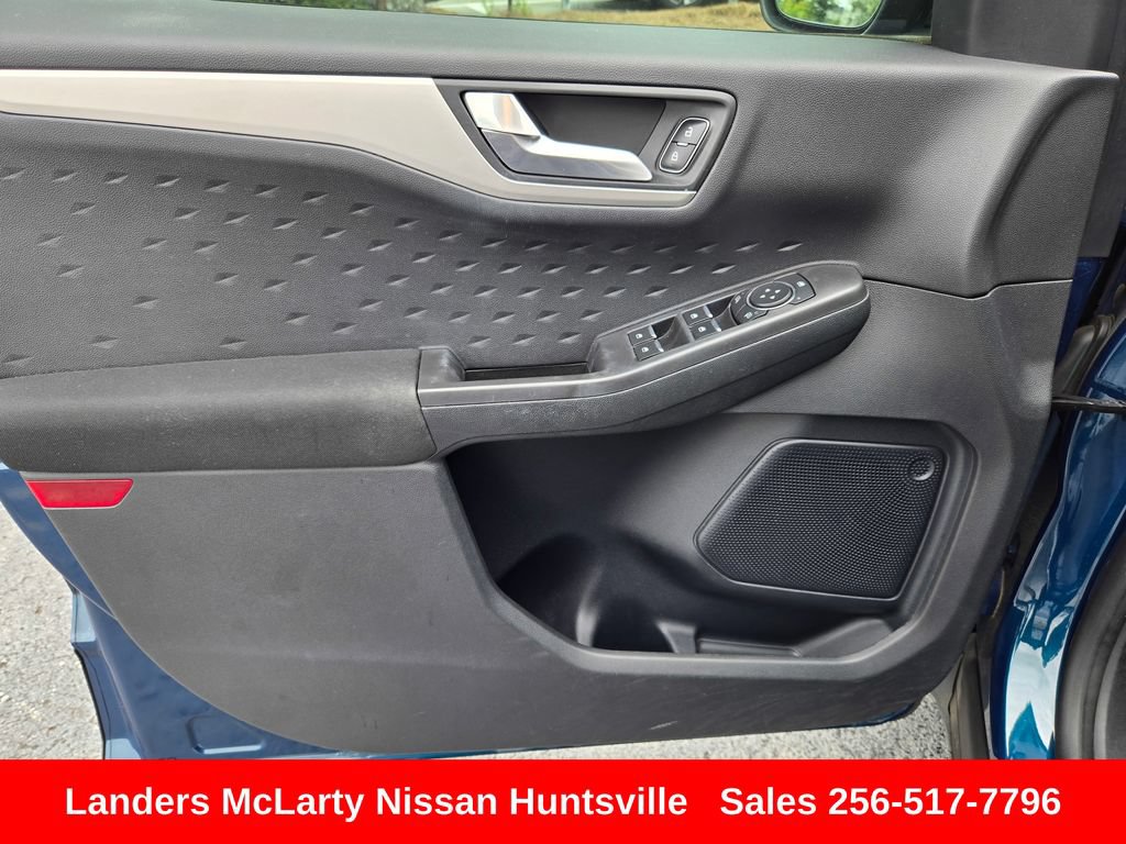 Used 2020 Ford Escape SE FWD image 20