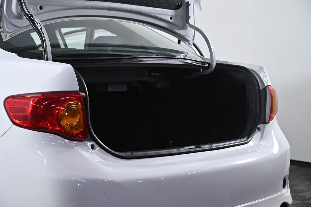 Used 2010 Toyota Corolla S image 26