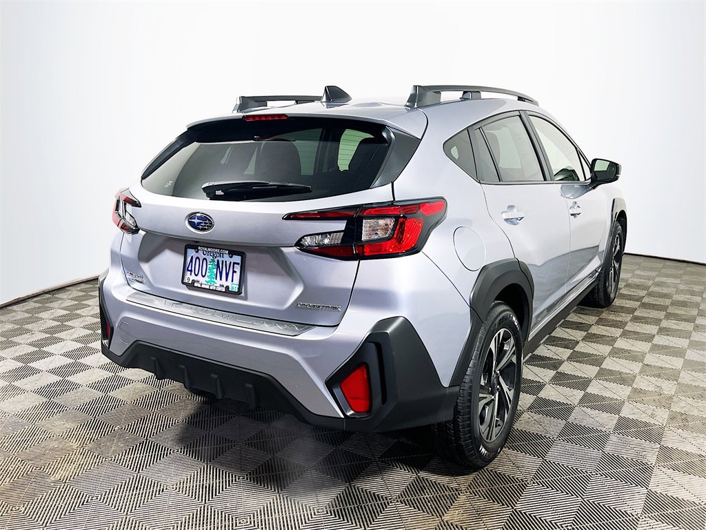 Used 2024 Subaru Crosstrek 2.0i Premium image 8