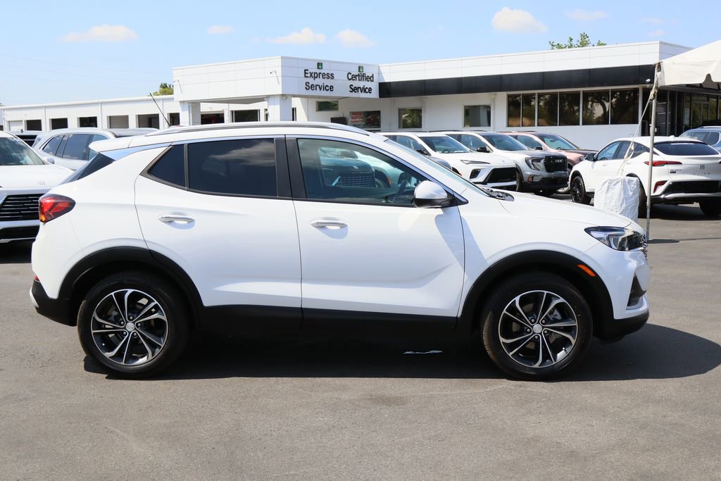 Certified 2023 Buick Encore GX Select image 9