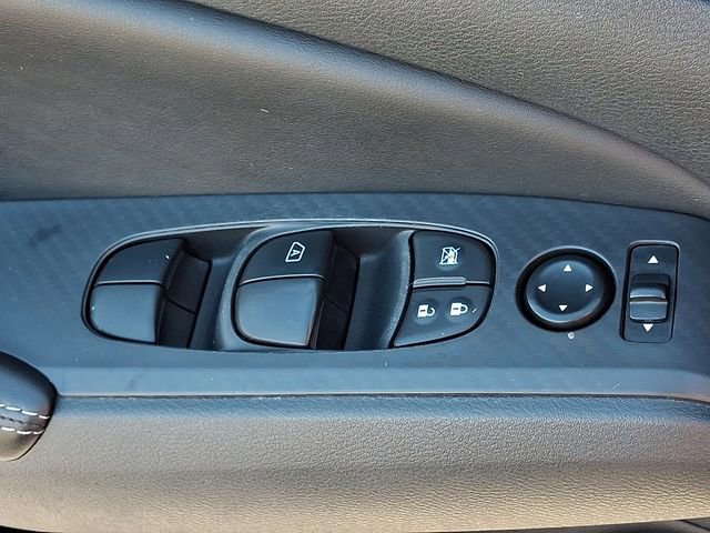 Used 2024 Nissan Altima 2.5 SV image 24