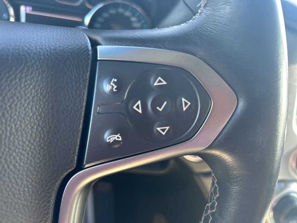 Used 2015 Chevrolet Suburban LTZ image 17