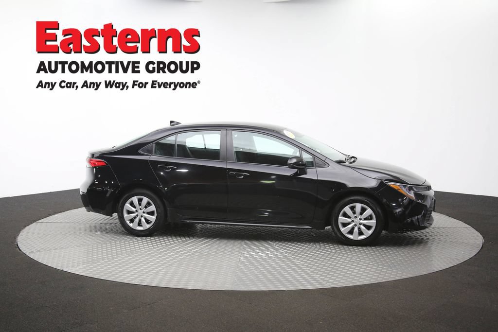 Used 2025 Toyota Corolla LE FWD image 46