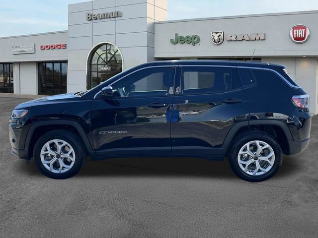 Used 2025 Jeep Compass Sport AWD/4WD image 4
