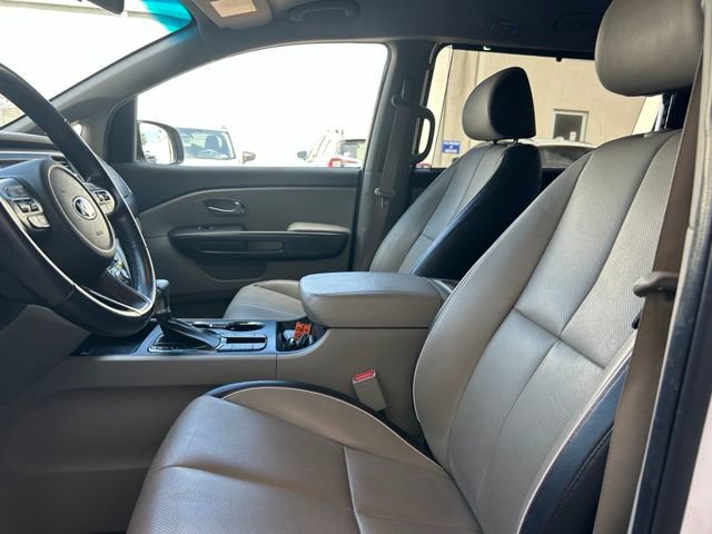 Used 2019 Kia Sedona EX FWD image 9