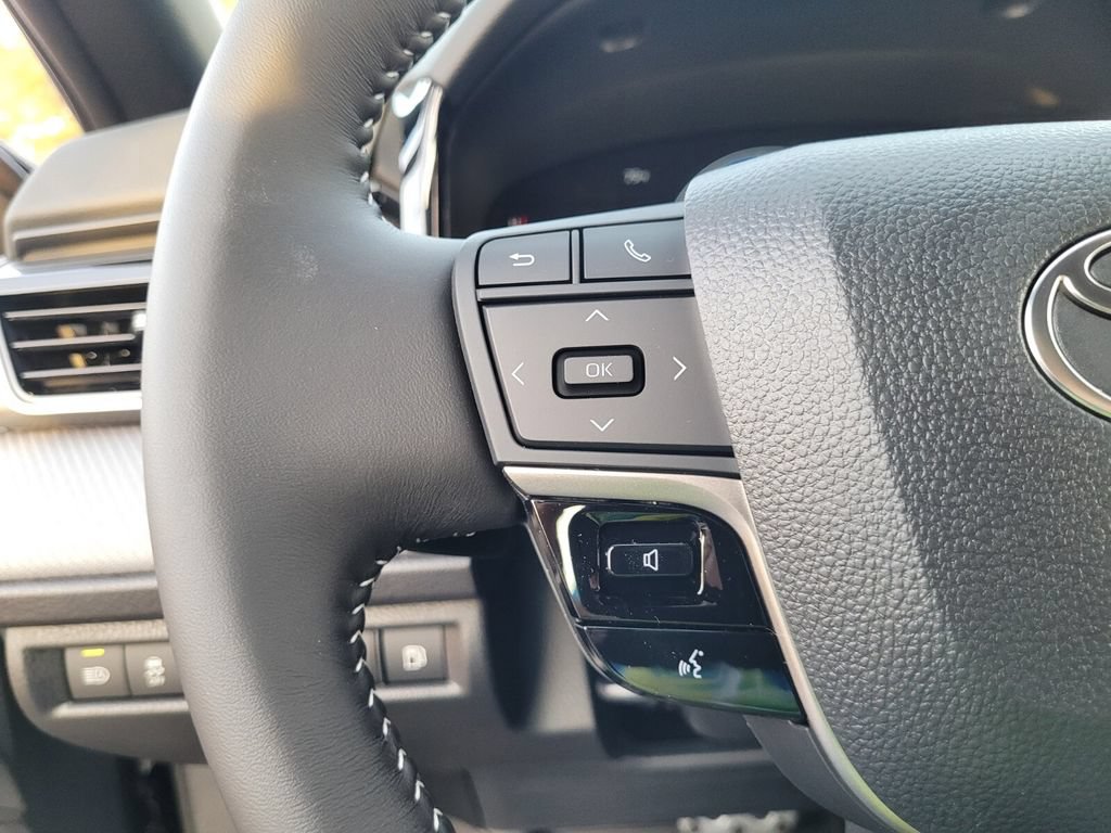 New 2026 Toyota Camry SE FWD image 23