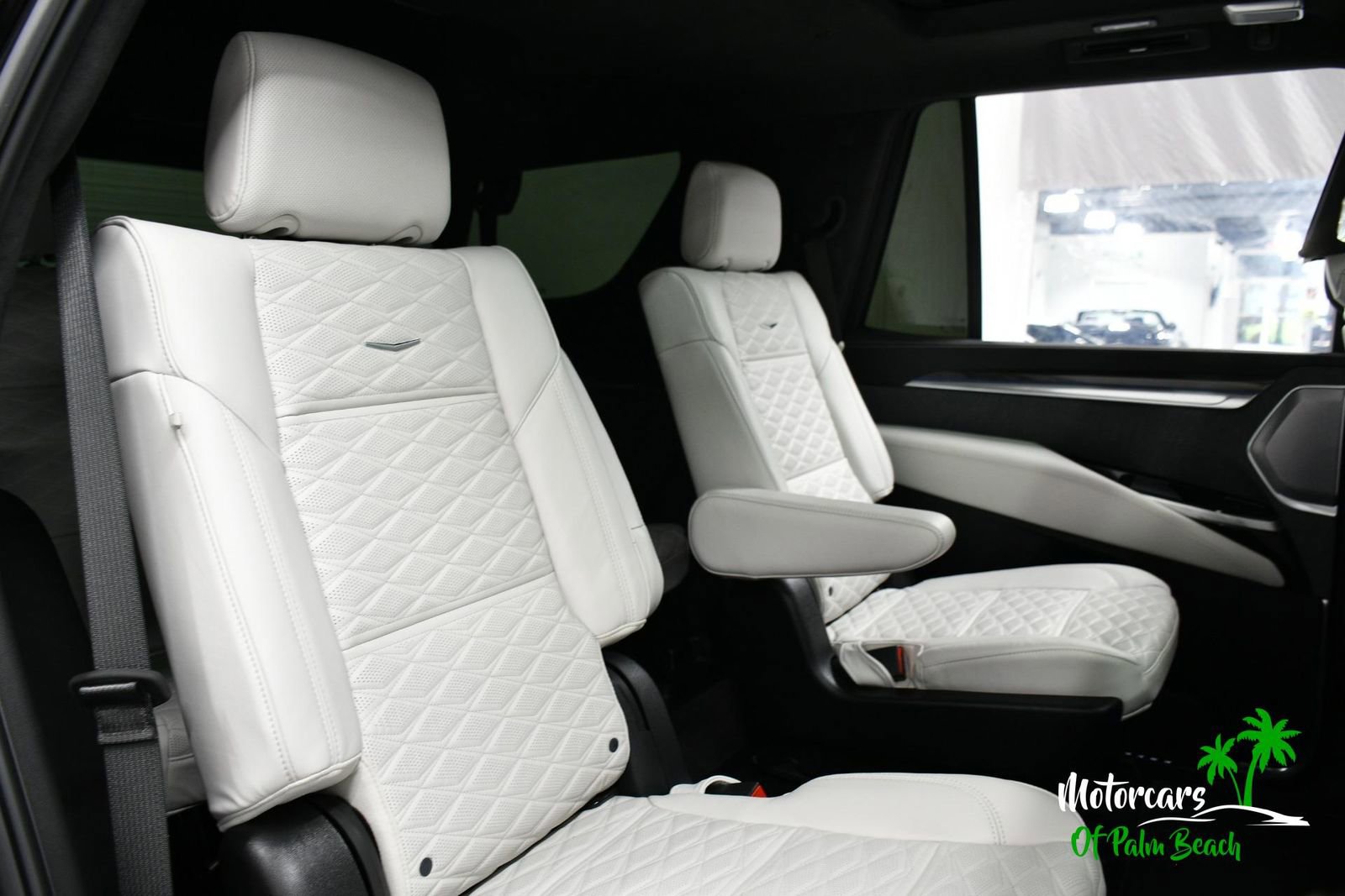 Used 2026 Cadillac Escalade V w/ LPO, ONYX Package image 48