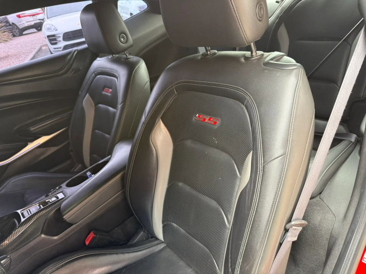 Used 2016 Chevrolet Camaro SS RWD image 41