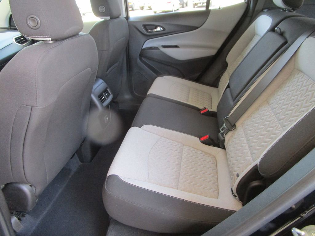 Used 2022 Chevrolet Equinox LS w/ LS Convenience Package FWD image 16