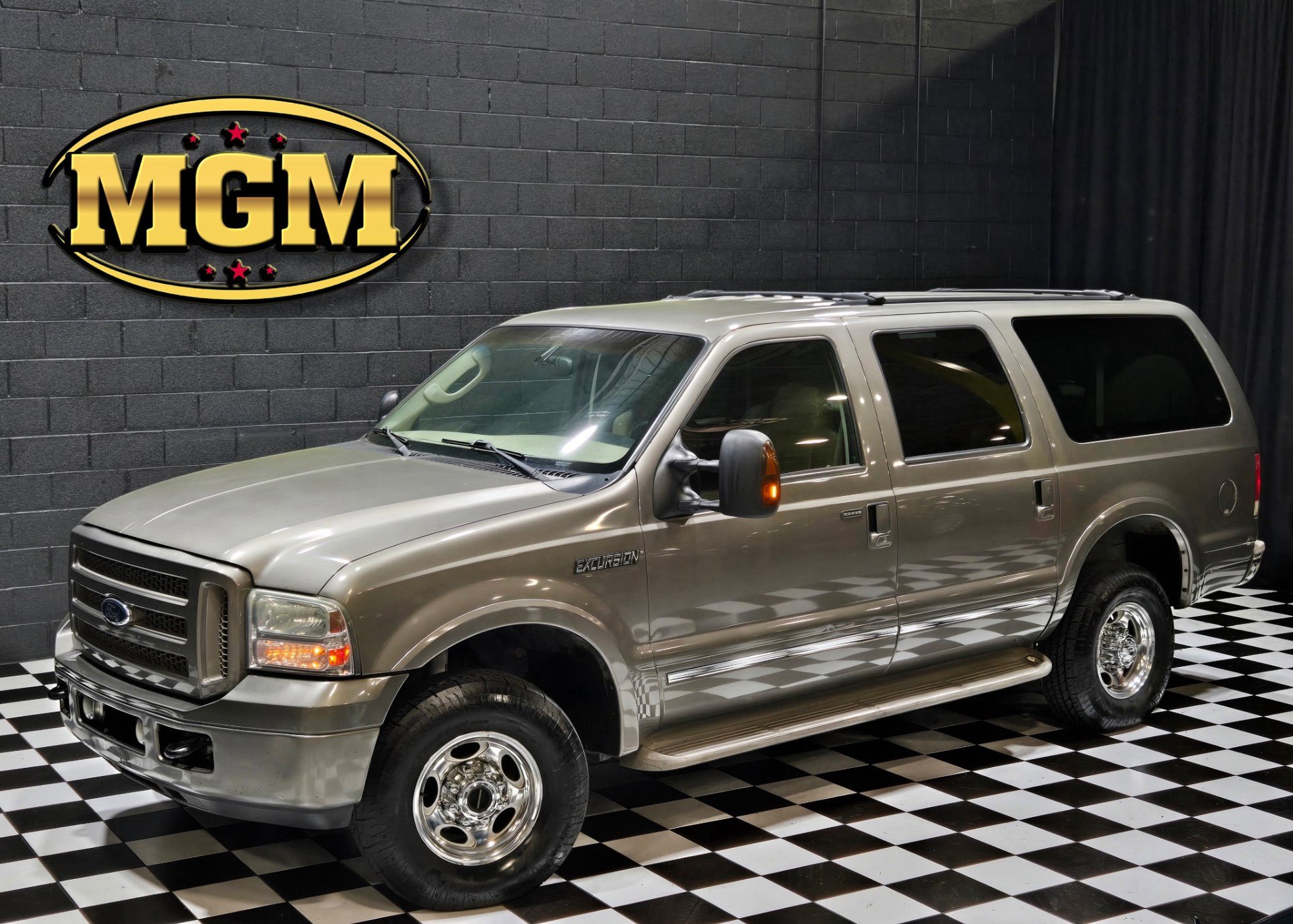 Used 2005 Ford Excursion Limited