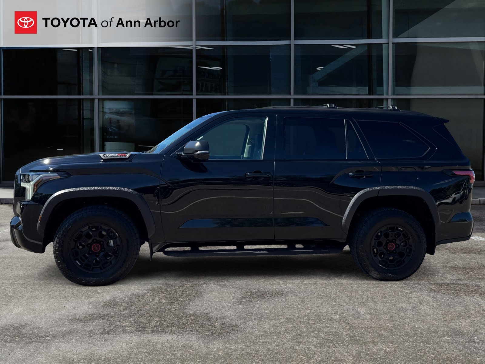 Used 2023 Toyota Sequoia TRD Pro AWD/4WD image 10