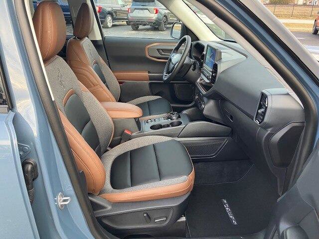 New 2024 Ford Bronco Sport Outer Banks image 12