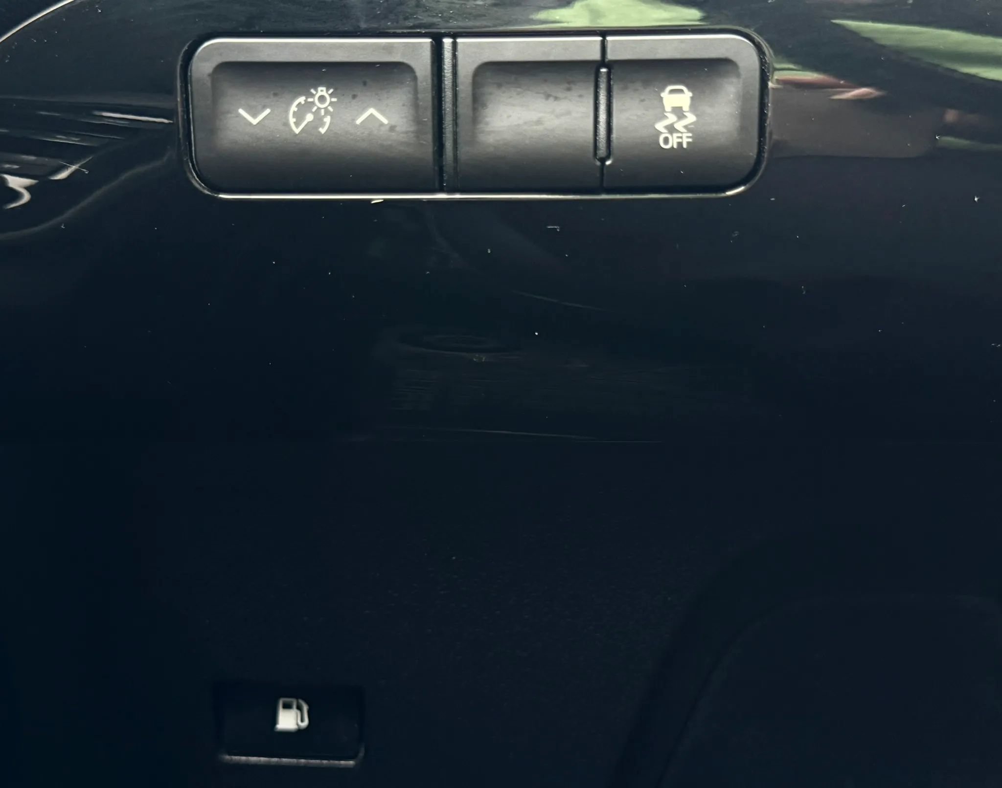 Used 2016 Toyota Prius Four w/ Protection Package FWD image 39