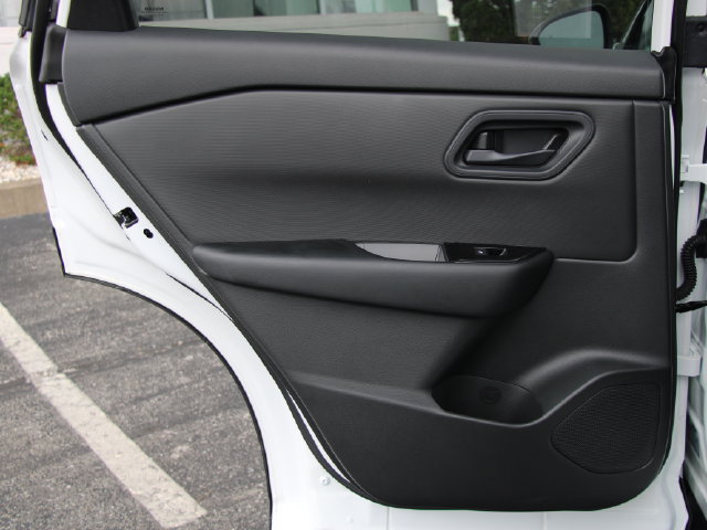 Certified 2025 Nissan Rogue S AWD/4WD image 24