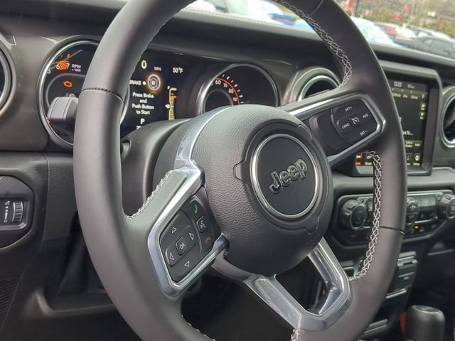 Used 2023 Jeep Wrangler Unlimited Sahara w/ LED Lighting Group AWD/4WD image 25