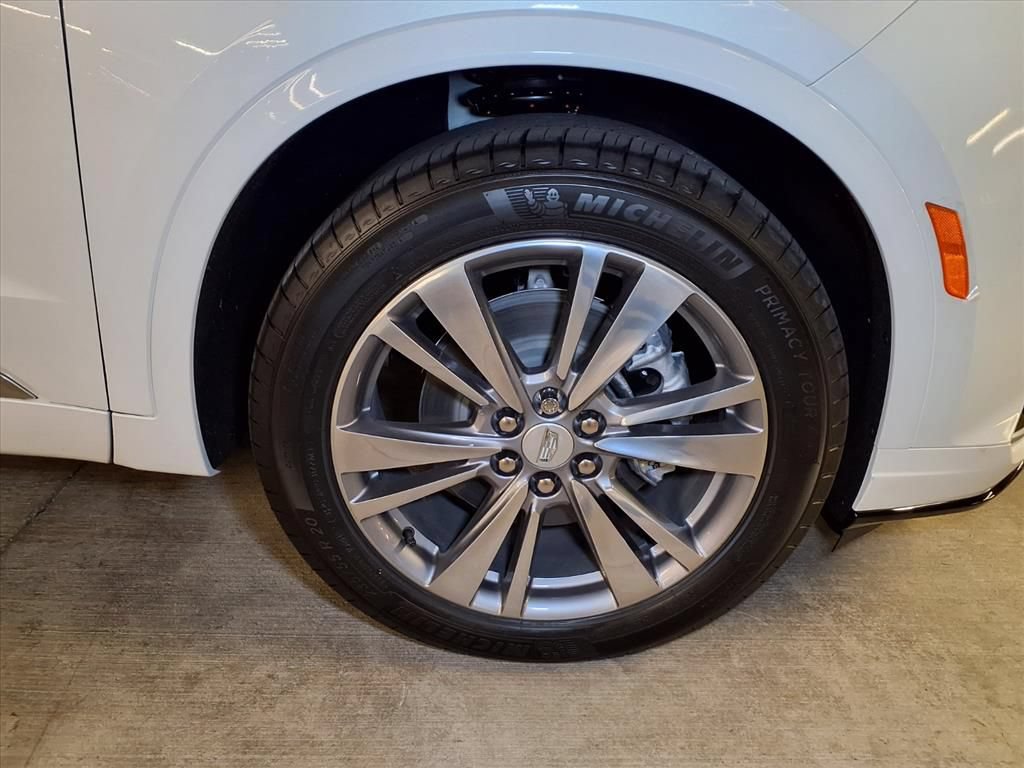 New 2025 Cadillac XT6 Premium Luxury FWD image 5