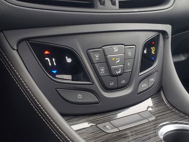 Used 2017 Buick Envision Essence FWD image 22