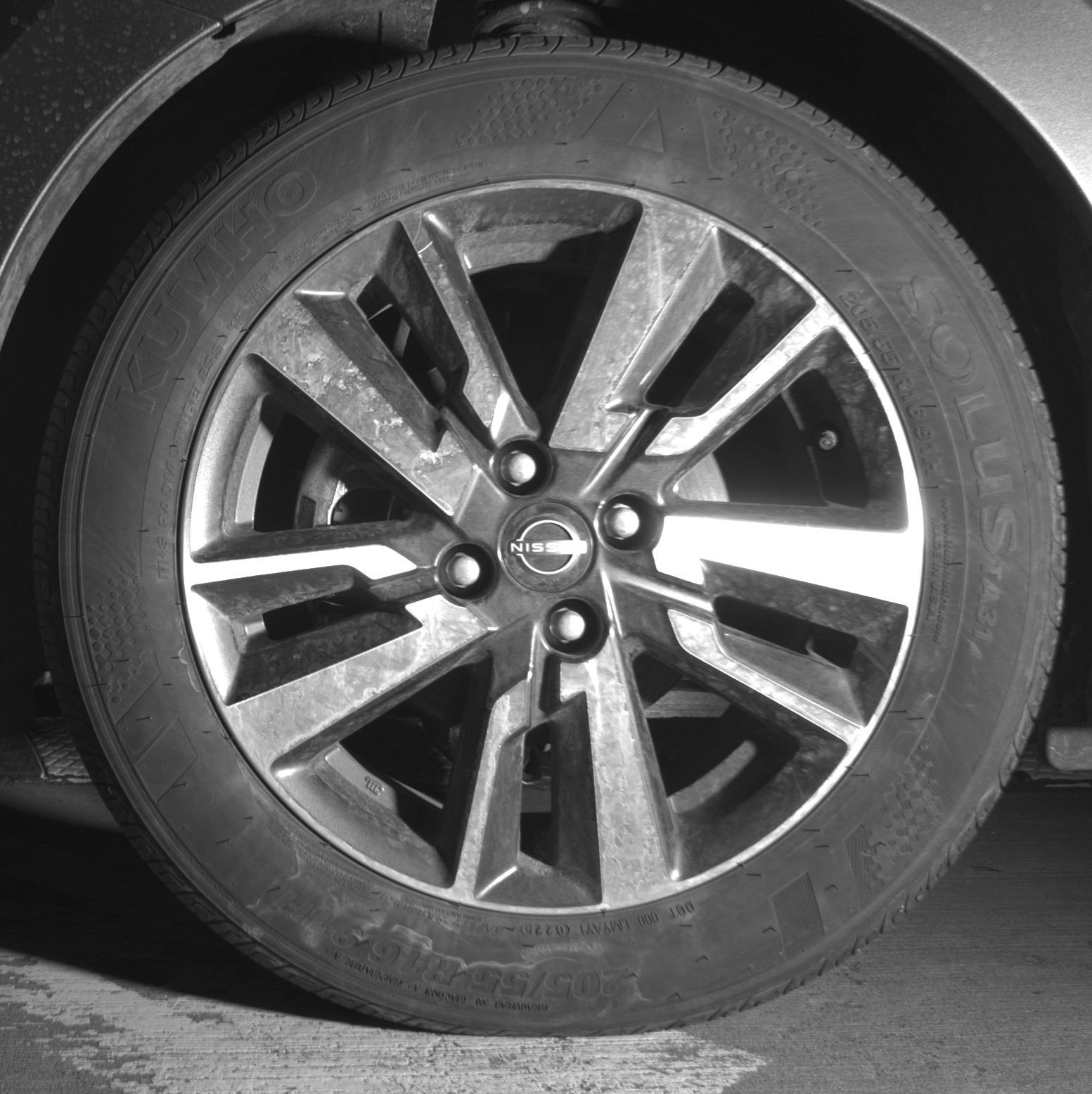 Used 2025 Nissan Versa SV image 12