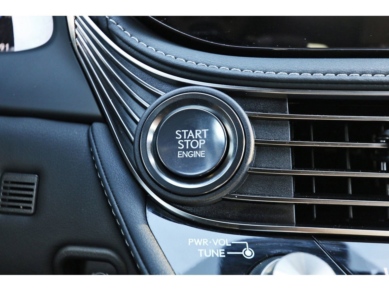 Used 2024 Lexus LS 500 image 30