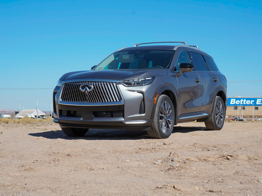 New 2026 INFINITI QX60 Luxe w/ Family Package image 1
