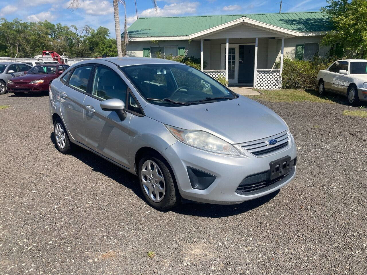 Used 2013 Ford Fiesta S w/ Convenience Pkg FWD image 17