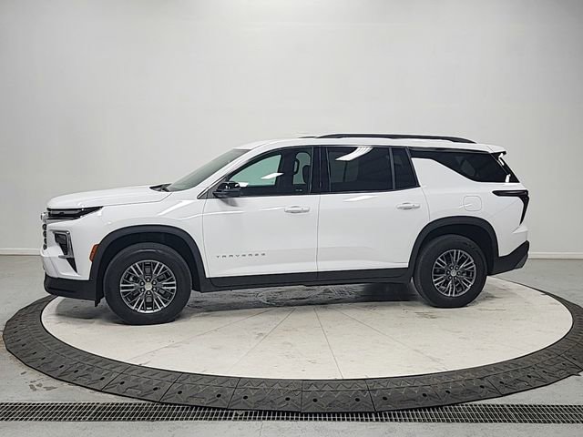 Used 2025 Chevrolet Traverse LT AWD/4WD image 4