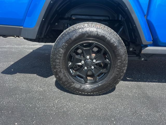 Used 2021 Jeep Gladiator Willys AWD/4WD image 28