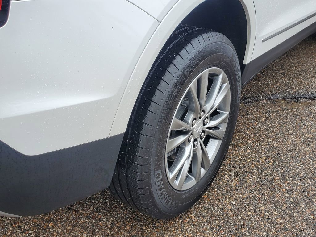 Used 2023 Cadillac XT5 Premium Luxury w/ LPO, Floor Liner Package image 12