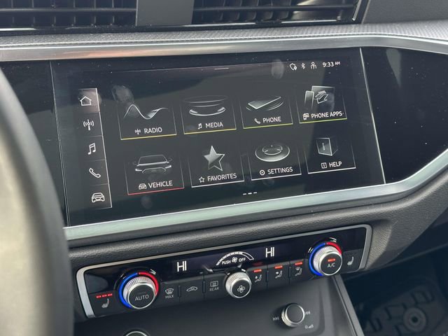 Certified 2025 Audi Q3 2.0T Premium w/ Convenience Package image 28