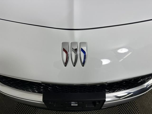 Used 2024 Buick Encore GX Sport Touring image 9