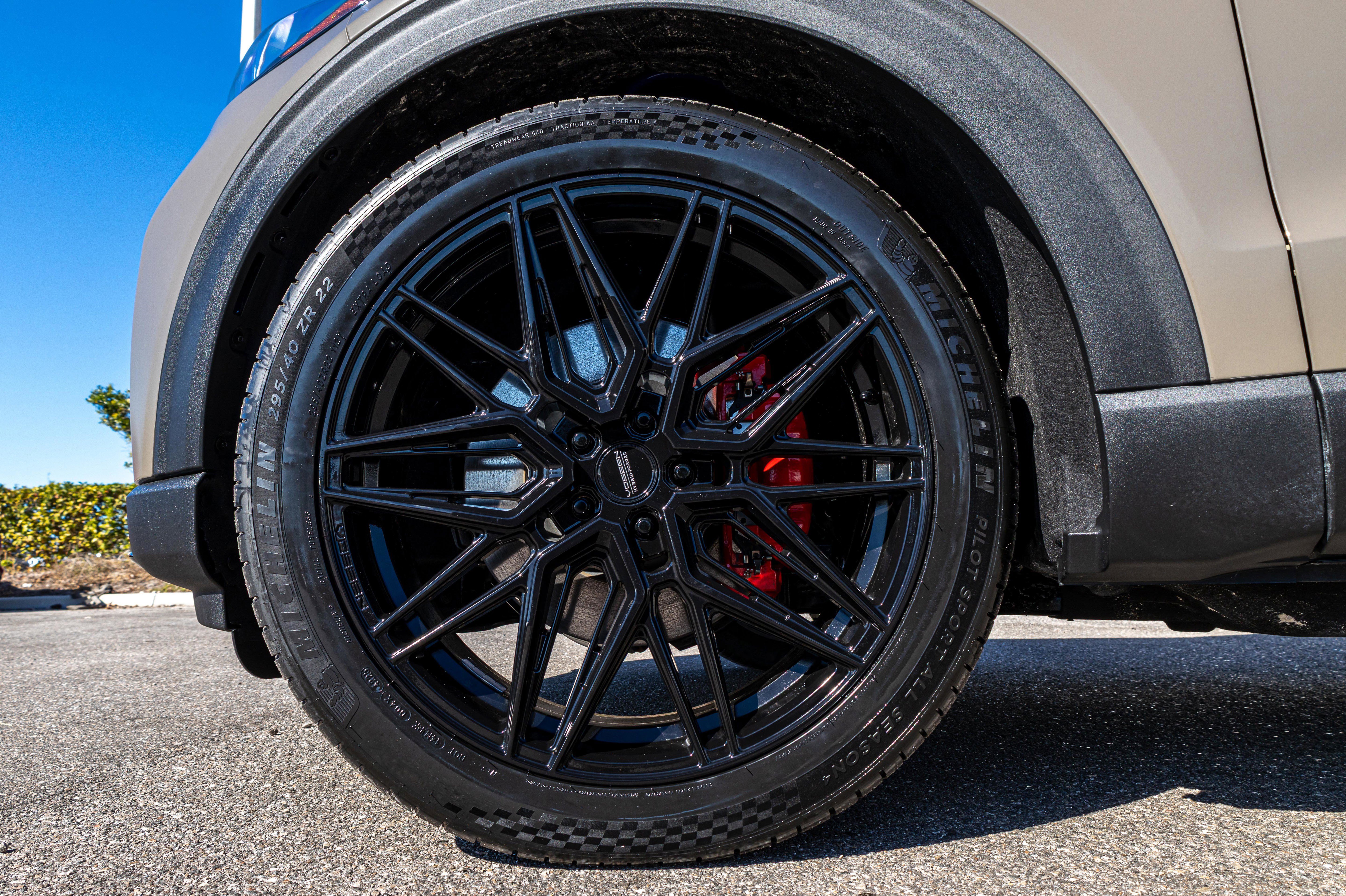 New 2026 Ford Explorer ST w/ Sun And Sound Package image 43