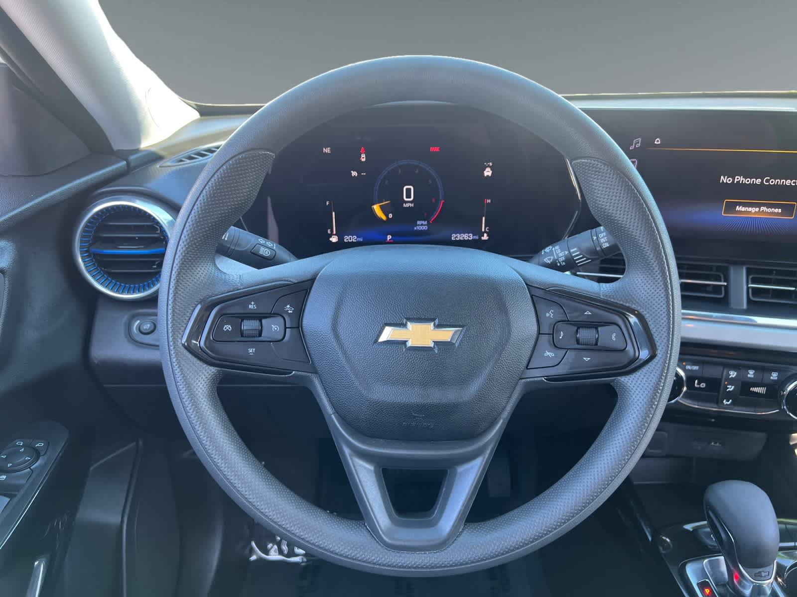 Used 2026 Chevrolet Trax LT FWD image 12