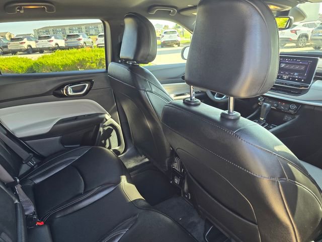Used 2025 Jeep Compass Limited AWD/4WD image 18