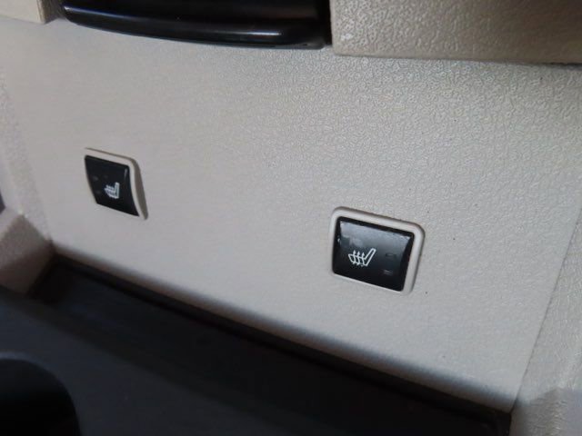 Used 2007 Chrysler Aspen Limited image 16