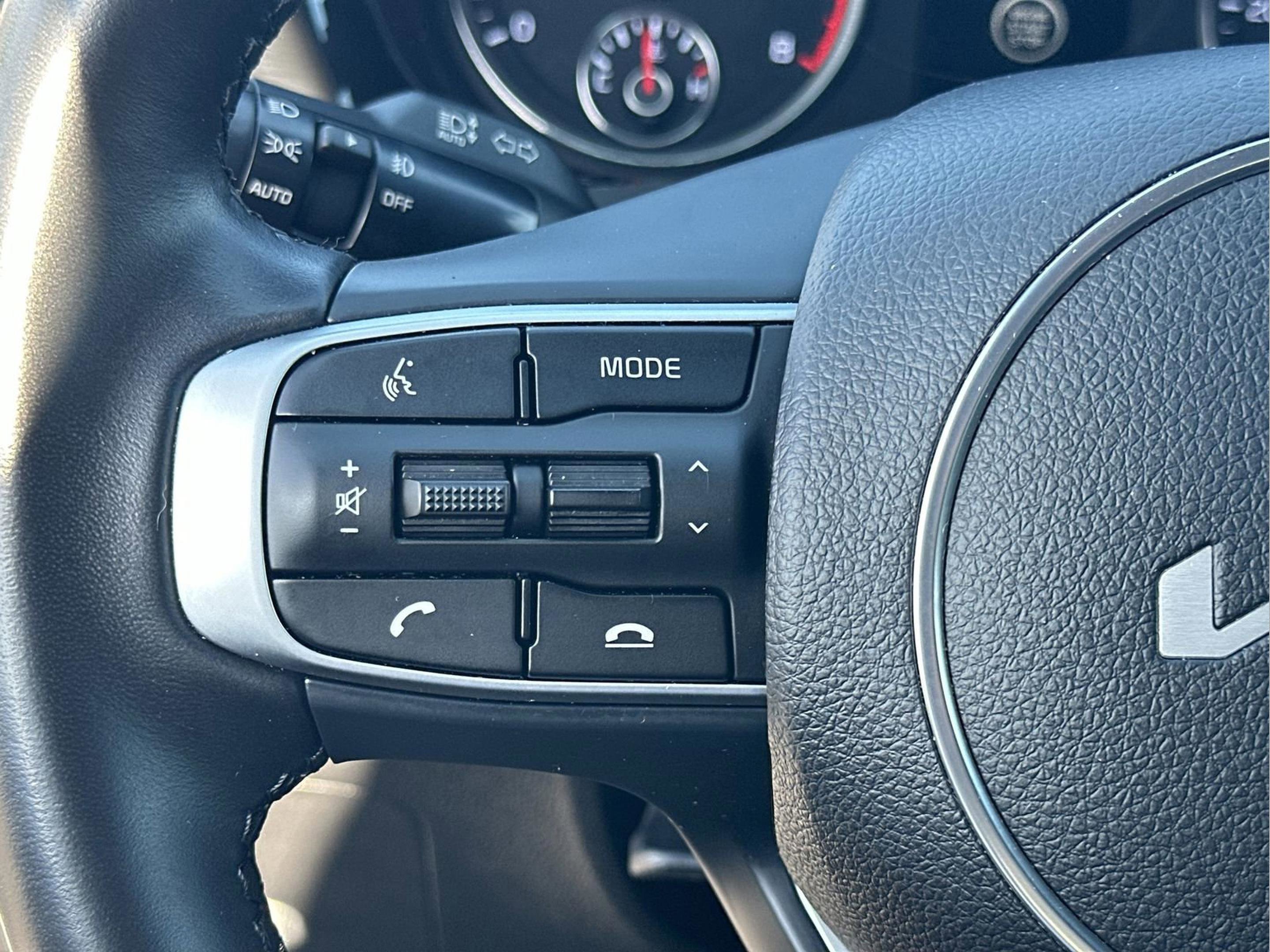 Used 2023 Kia K5 GT-Line image 13