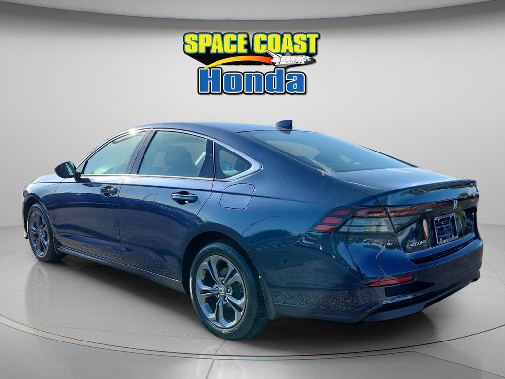 Used 2023 Honda Accord EX image 6
