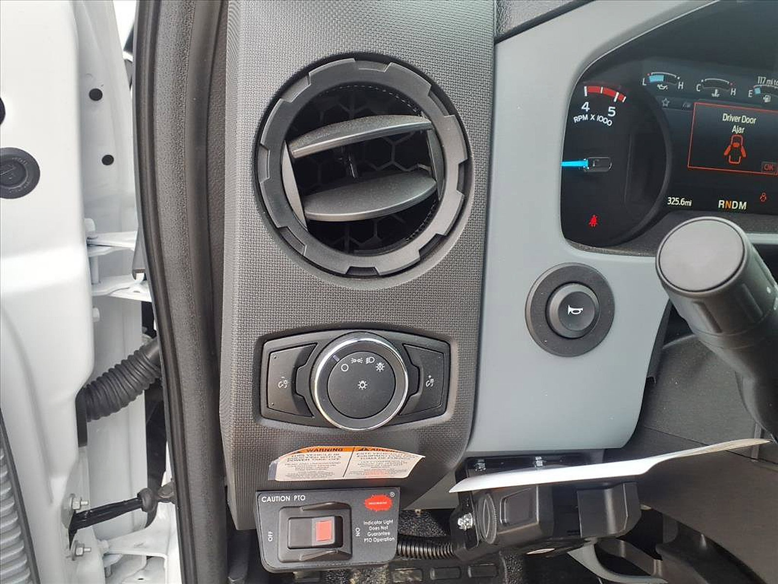 New 2026 Ford F750 2WD SuperCab Super Duty image 19