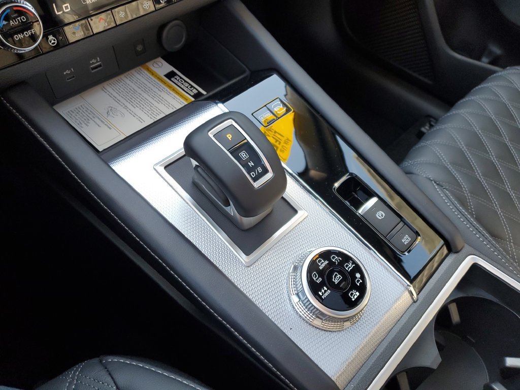 New 2026 Nissan Rogue Platinum AWD/4WD image 31