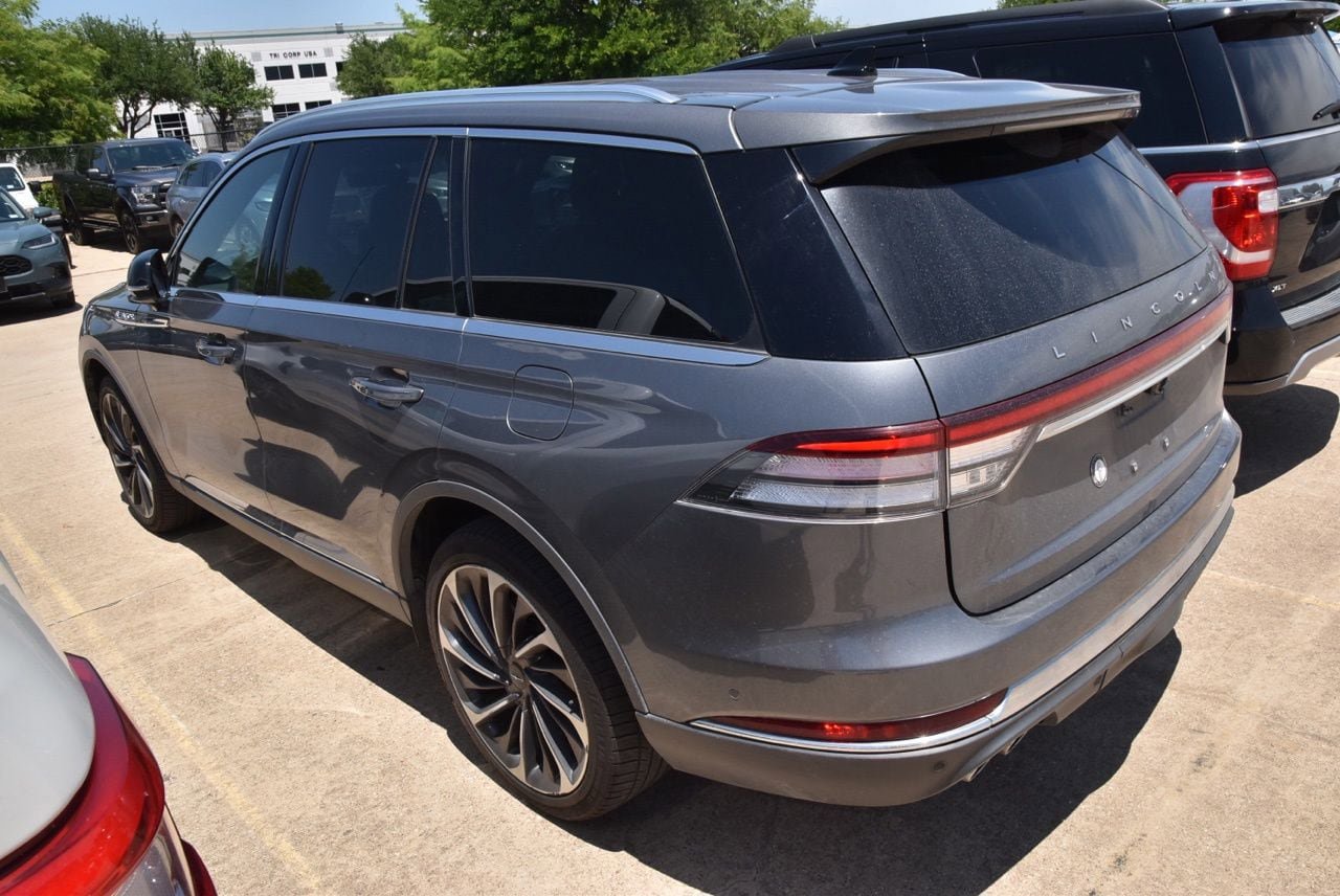 Used 2021 Lincoln Aviator Reserve w/ Equipment Group 202A AWD/4WD image 7