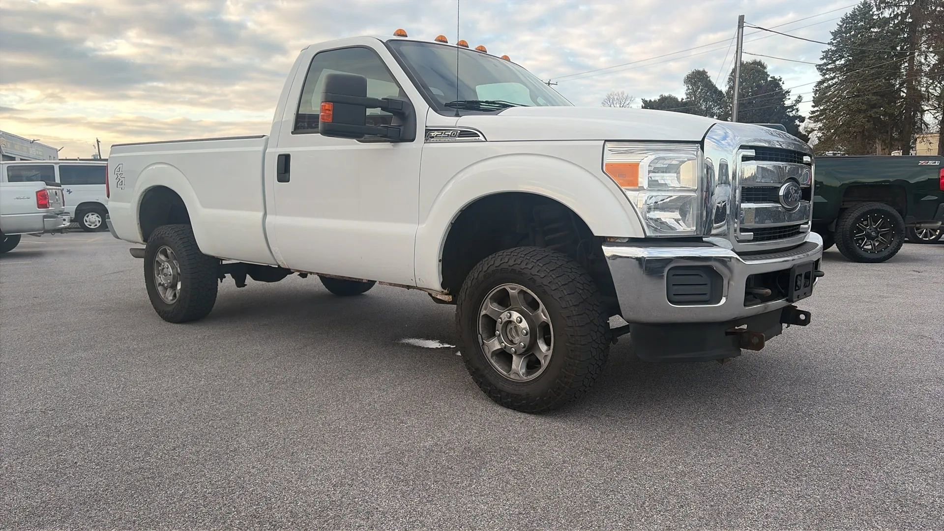 Used 2014 Ford F250 XLT w/ Snow Plow Prep Package image 14