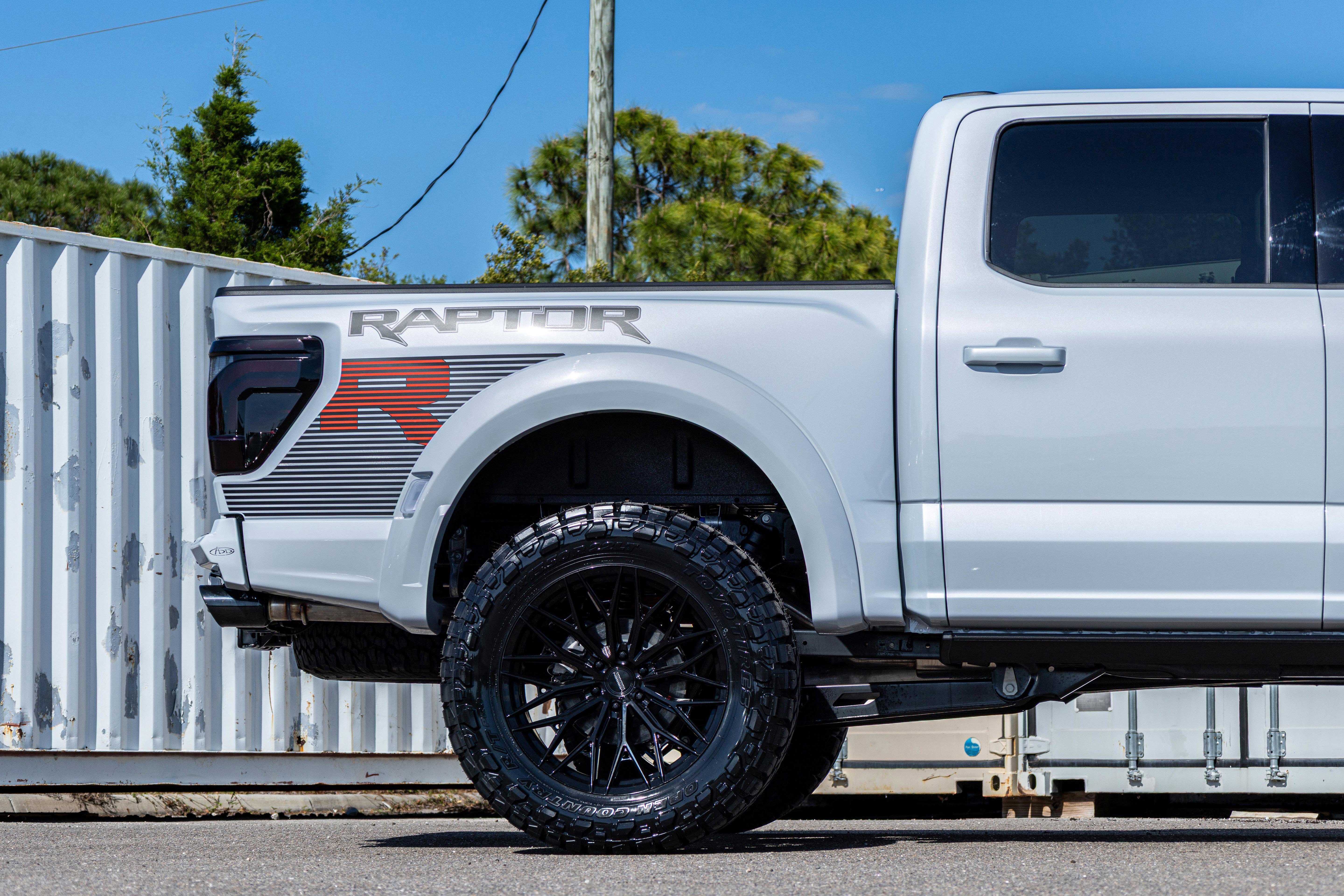 New 2025 Ford F150 Raptor w/ Equipment Group 803A Raptor R AWD/4WD image 43