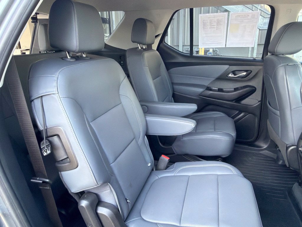 Used 2020 Chevrolet Traverse Premier AWD/4WD image 36