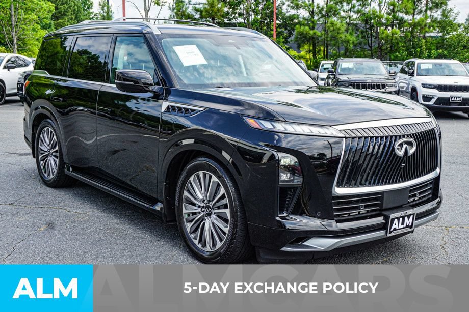 Used 2025 INFINITI QX80 Luxe w/ Exterior Package AWD/4WD image 3