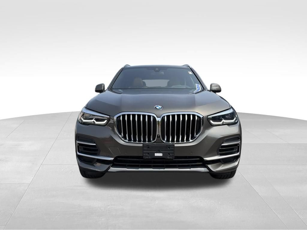 Used 2023 BMW X5 xDrive40i w/ Premium Package AWD/4WD image 11