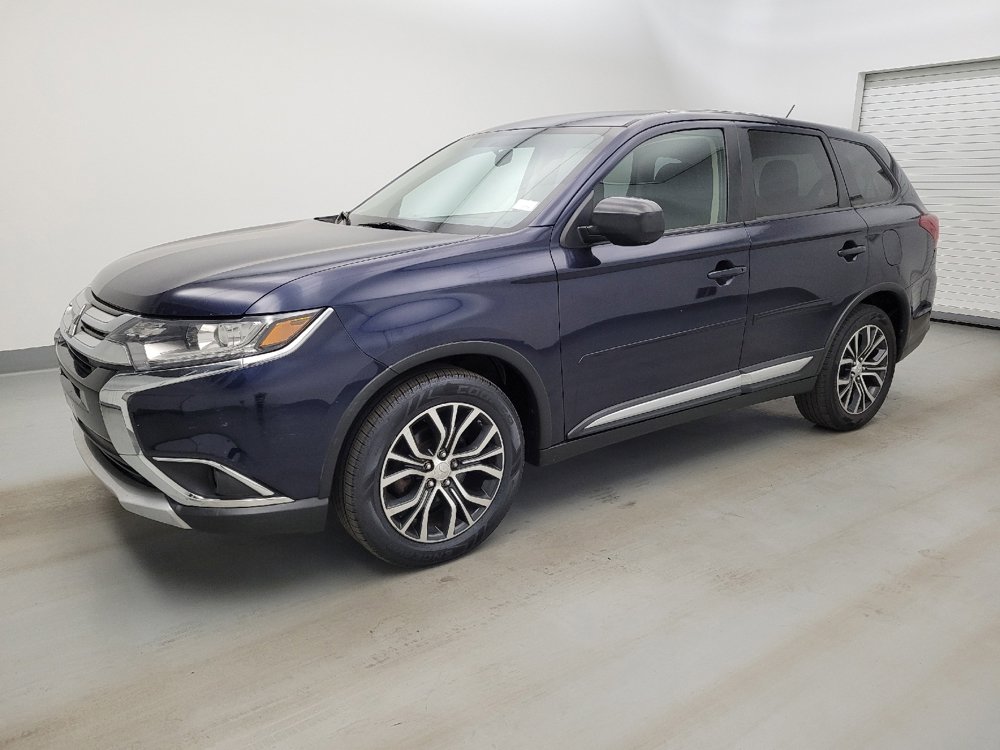Used 2016 Mitsubishi Outlander ES image 2