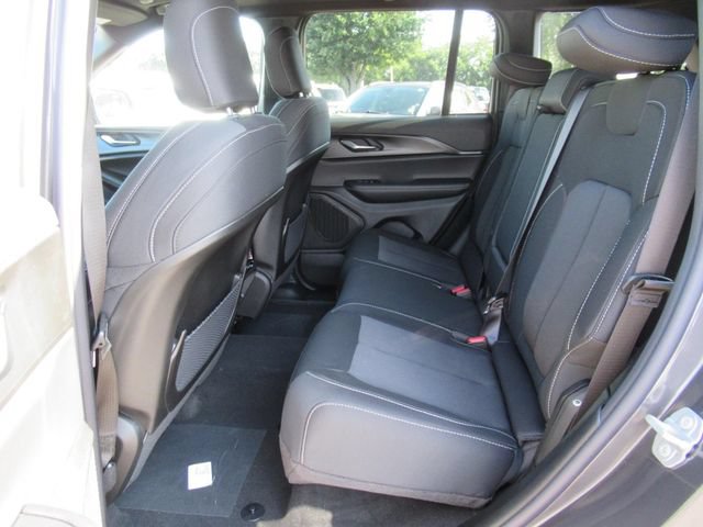 New 2026 Jeep Grand Cherokee Laredo X RWD image 33