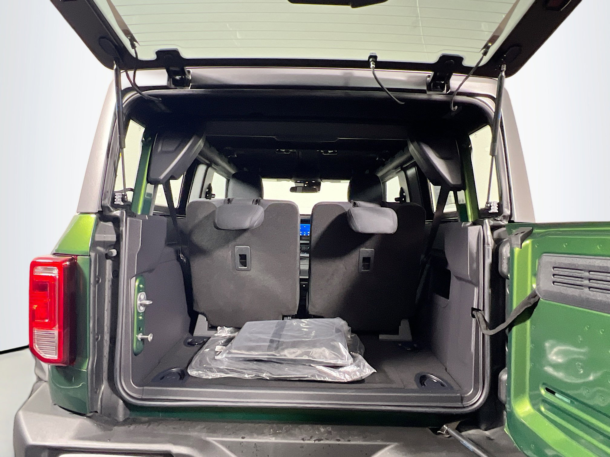 Used 2022 Ford Bronco Badlands w/ Sasquatch Package image 34