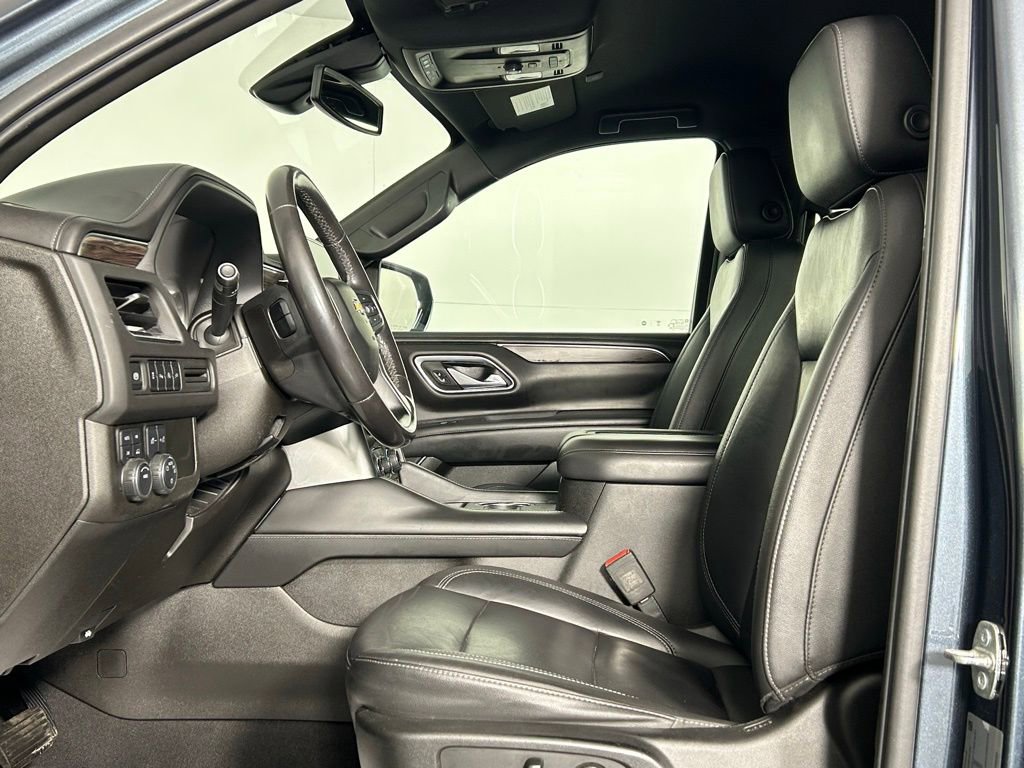 Used 2021 Chevrolet Suburban LT image 31
