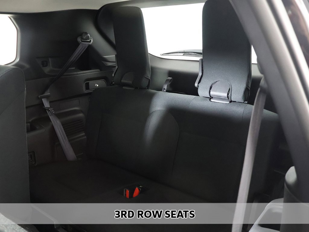 New 2026 Mitsubishi Outlander ES image 8