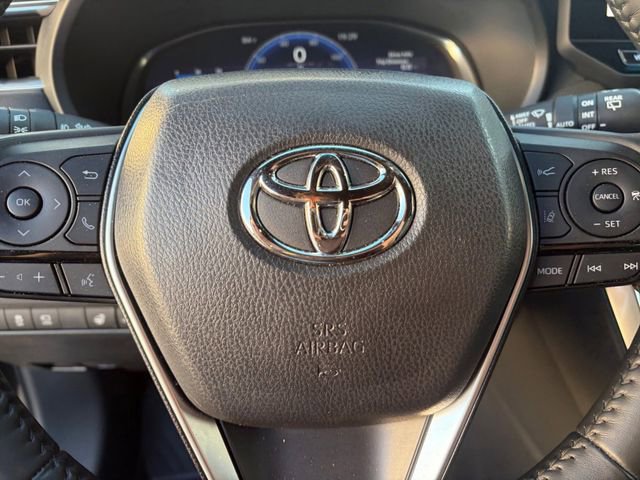 Used 2024 Toyota Venza Limited AWD/4WD image 7